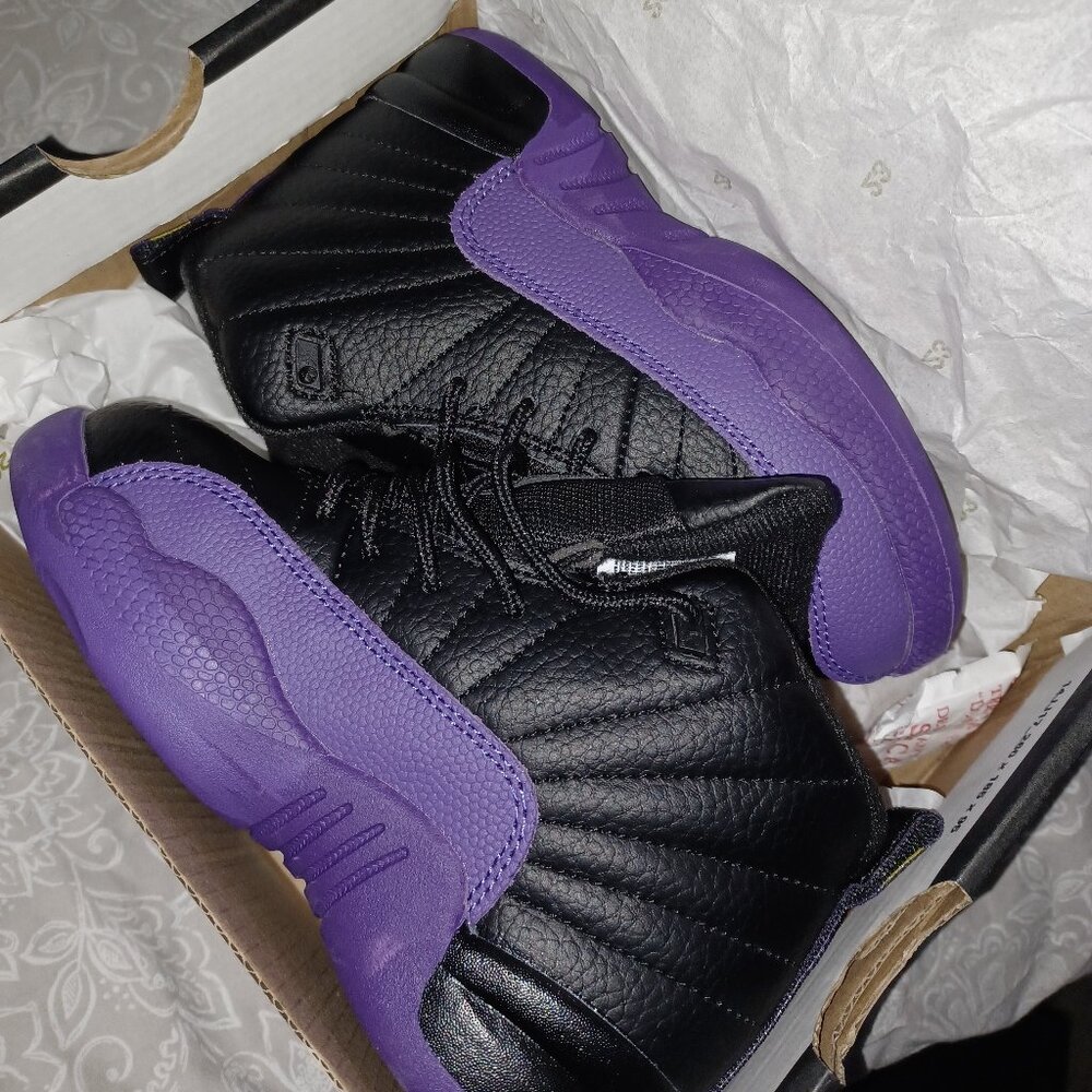 Kids jordan 12